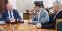 Глава круга Леонард Левый встретился с директором ЮПО филиала ПАО «Россети Волга» - «Чувашэнерго» Дмитрием Шарафутдиновым - Яльчикский район